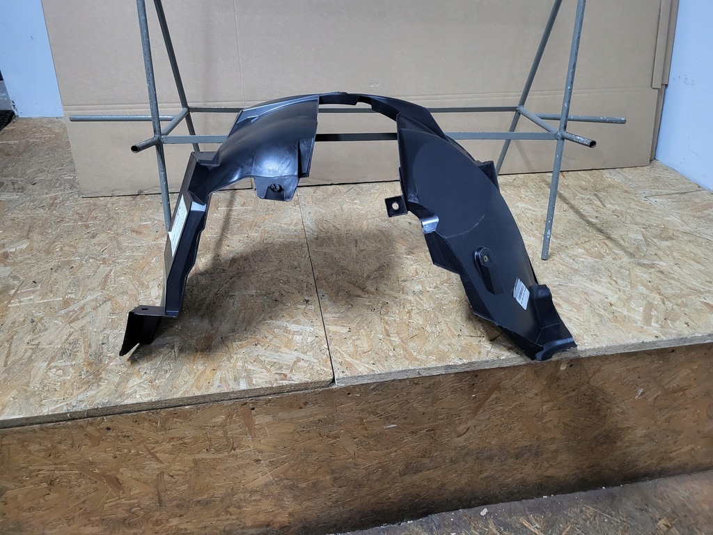 фото №1, Dacia duster ii 2 подкрылок передние перед правое