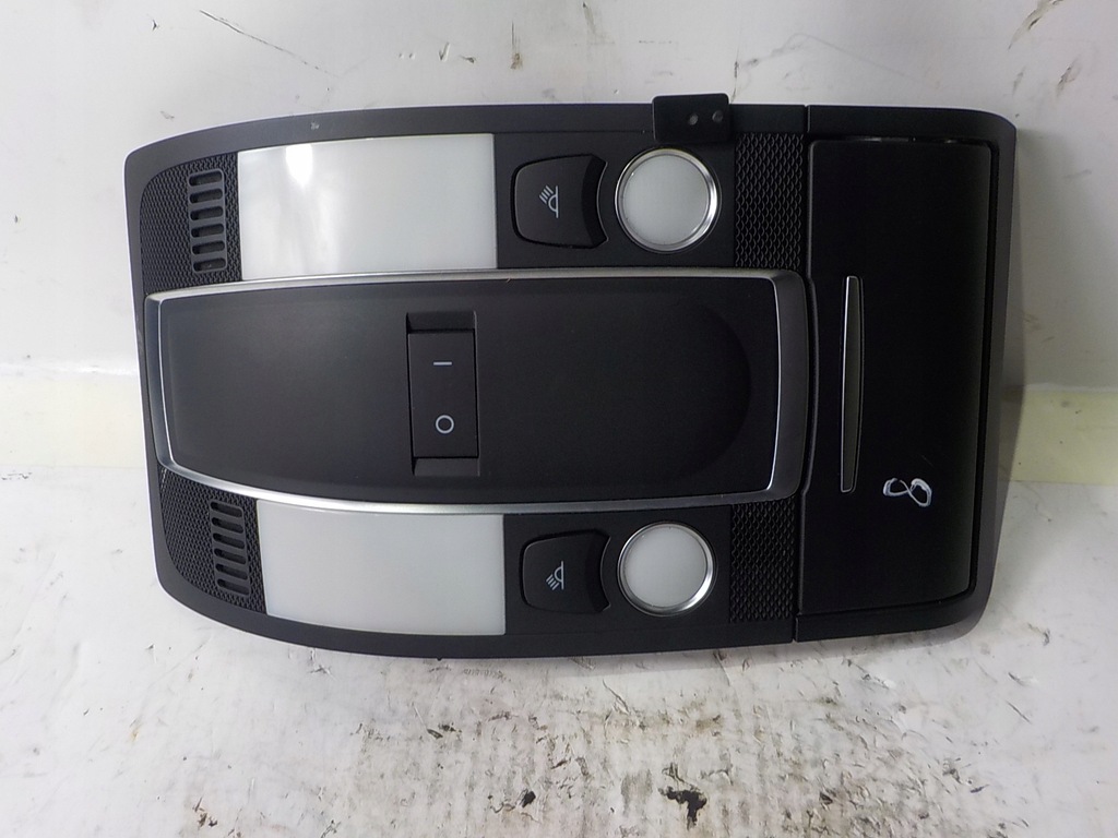 фото №1, Audi a6 c6 s line лампа салону освітлення 4f0951177