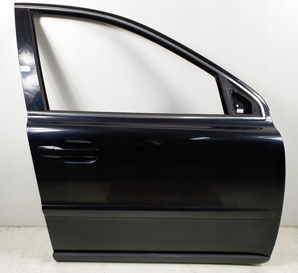 фото №1, Дверь правый перед передние 452 volvo xc90