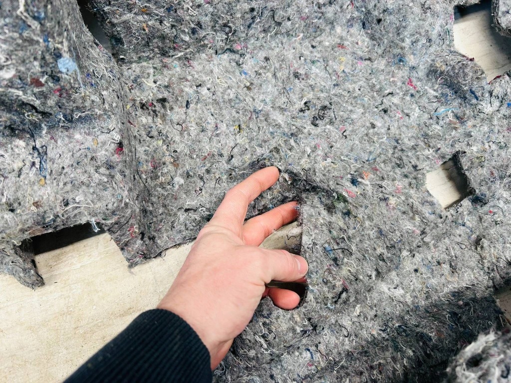 Corolla cross шумоизоляция салона пол войлок Недорого