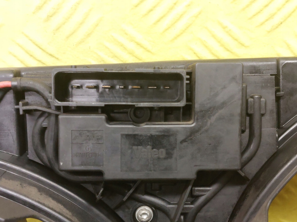 Opel vectra c 2.2 dti вентилятор радиатора 13114370 с Разборки