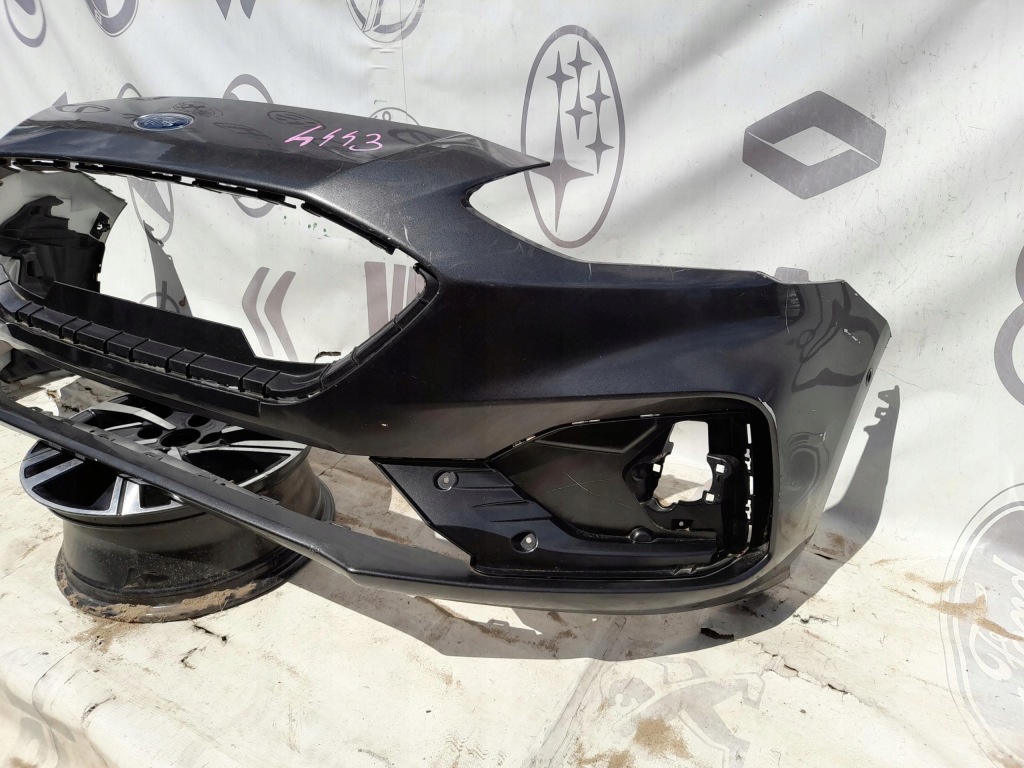 Ford focus mk4 st 18 r. бампер Доставка