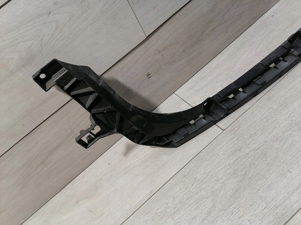 фото №7, Panamera направляющая бампер задняя 974807863