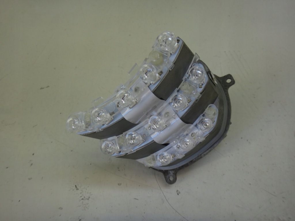 фото №1, Левый модуль поворотник led bmw e90 e91 lci lift