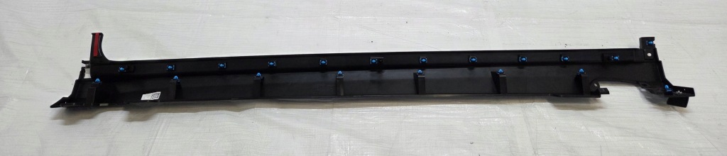 Молдинг накладка порог порог правая jeep avenger новая оригинал 735730063 Недорого