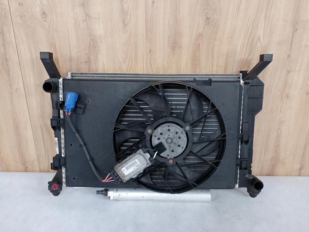 Купити Mercedes b-klasa w245 рестайлінг  радіатор радіатор вентилятор 1.5 b a1695000303