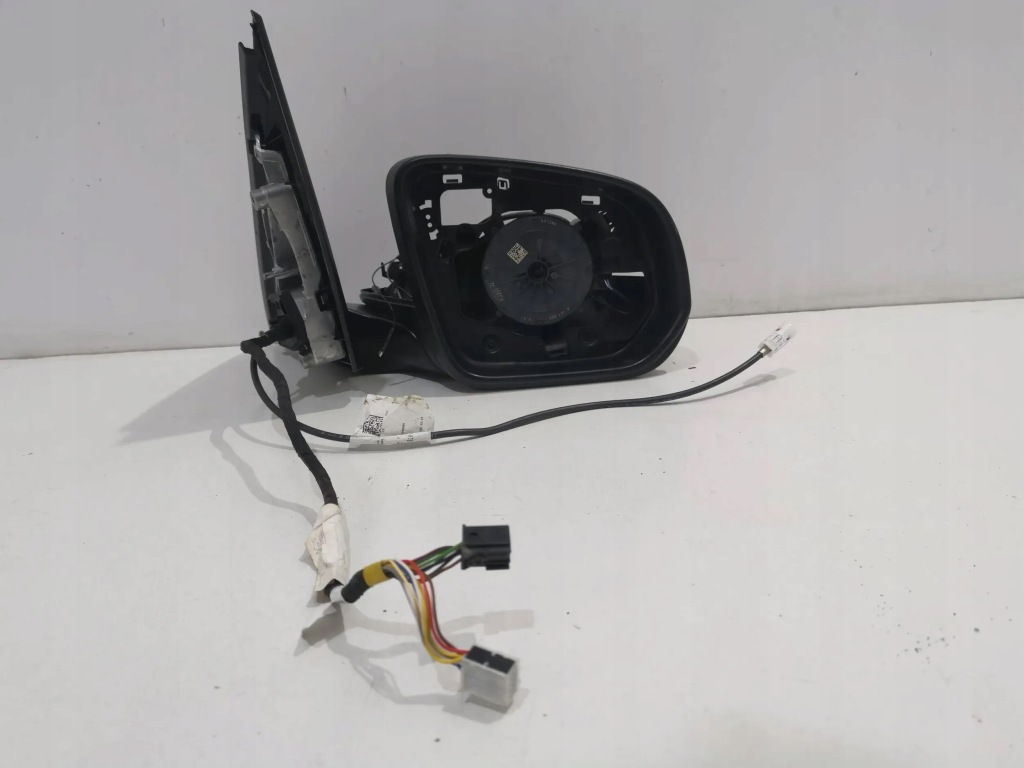 фото №1, Mercedes gle w167 зеркало правое 8+8pin ładne !!!