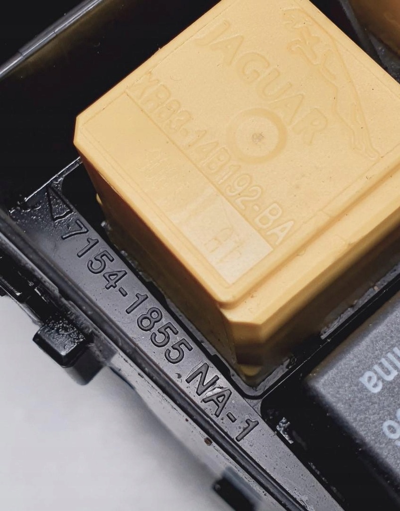 фото №6, Коробка предохранителей jaguar s-type xw4t-14a067-b