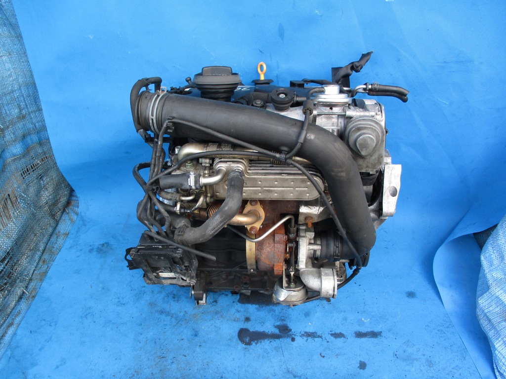 фото №1, Двигатель golf v leon audi a3 8p leon ii 1.9 tdi bkc