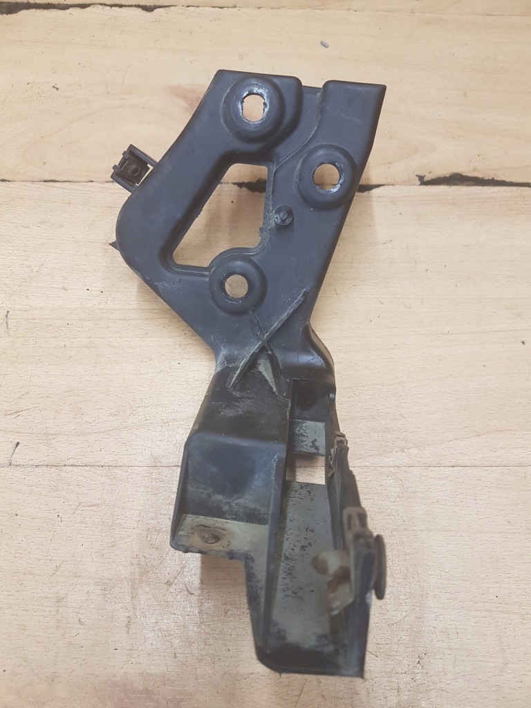 фото №1, Напрямна бампера задня правий audi a8 d3