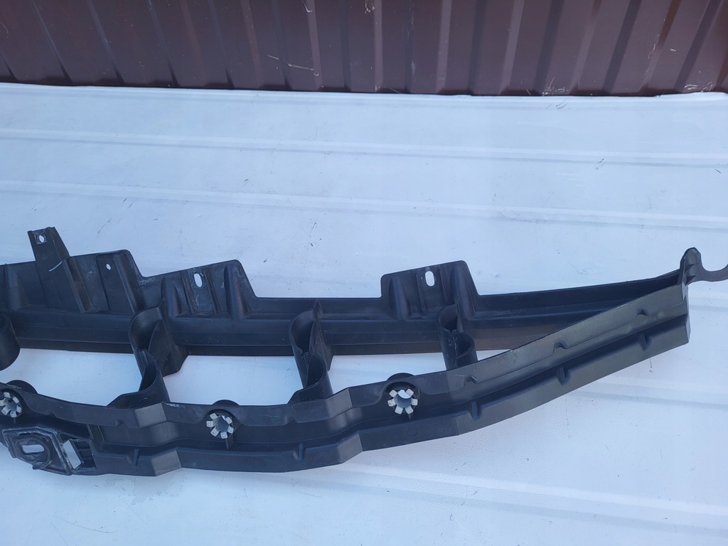 фото №10, Направляющая кронштейн крыла правый - bmw x5 e70 x6 e71