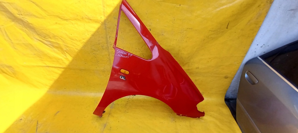 фото №13, Крыло правый vw.sharan красный