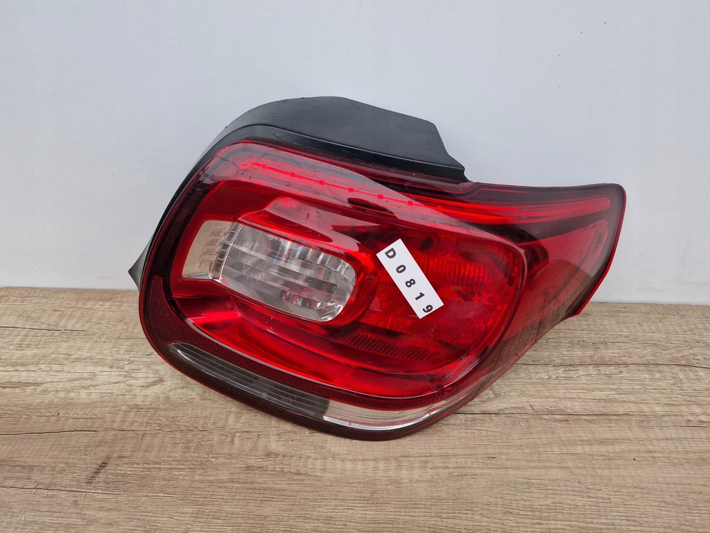 фото №1, Citroen ds3 правая лампа задняя задняя оригинал обычная