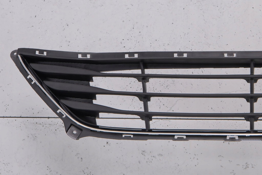 фото №11, Hyundai elantra v md 2013-2015 решітка бампера середня 865603x700
