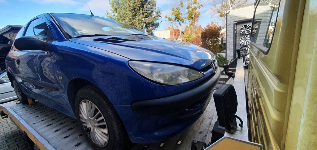 фото №1, Peugeot 206 капот