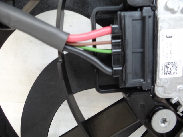 фото №8, Citroen c5 aircross 1.6 hybrid гибрид вентилятор радиатора новый оригинальный