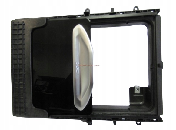 фото №1, Bmw g29 рамка бардачка консоли центральной 6809003