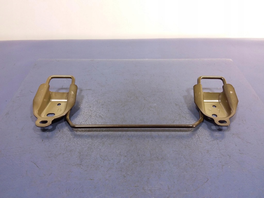 фото №4, Toyota corolla xii e21 кронштейн isofix