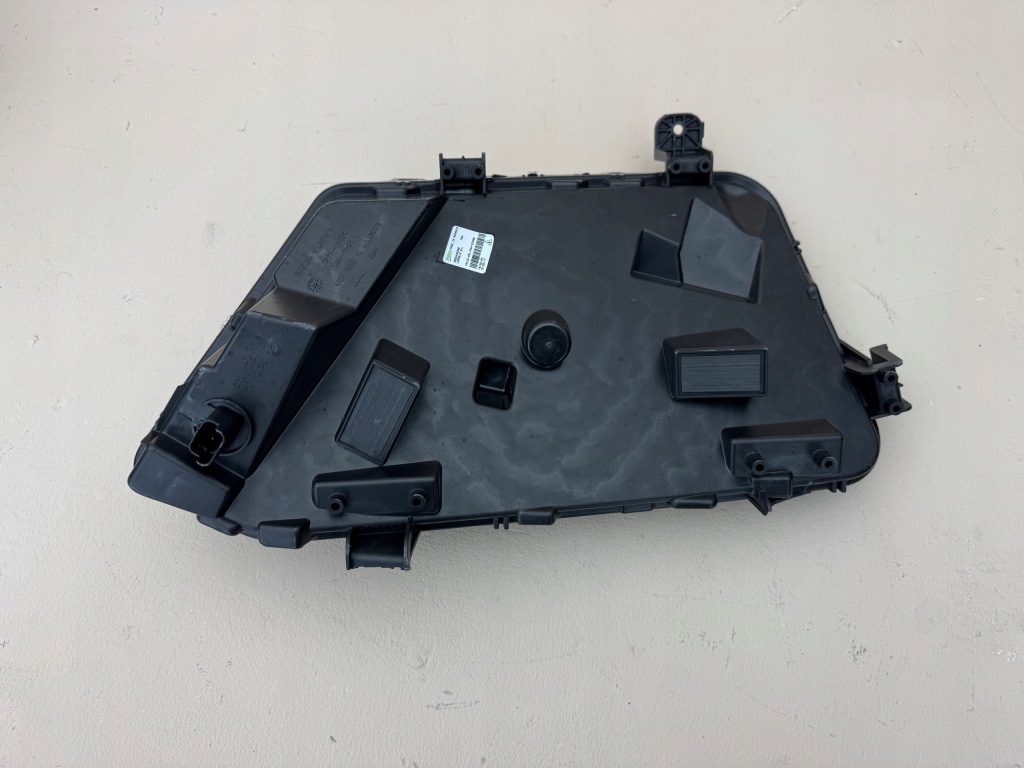 Купити Peugeot 2008 ii 2 lift 23r- протитуманна фара led drl лівий перед 9850436380