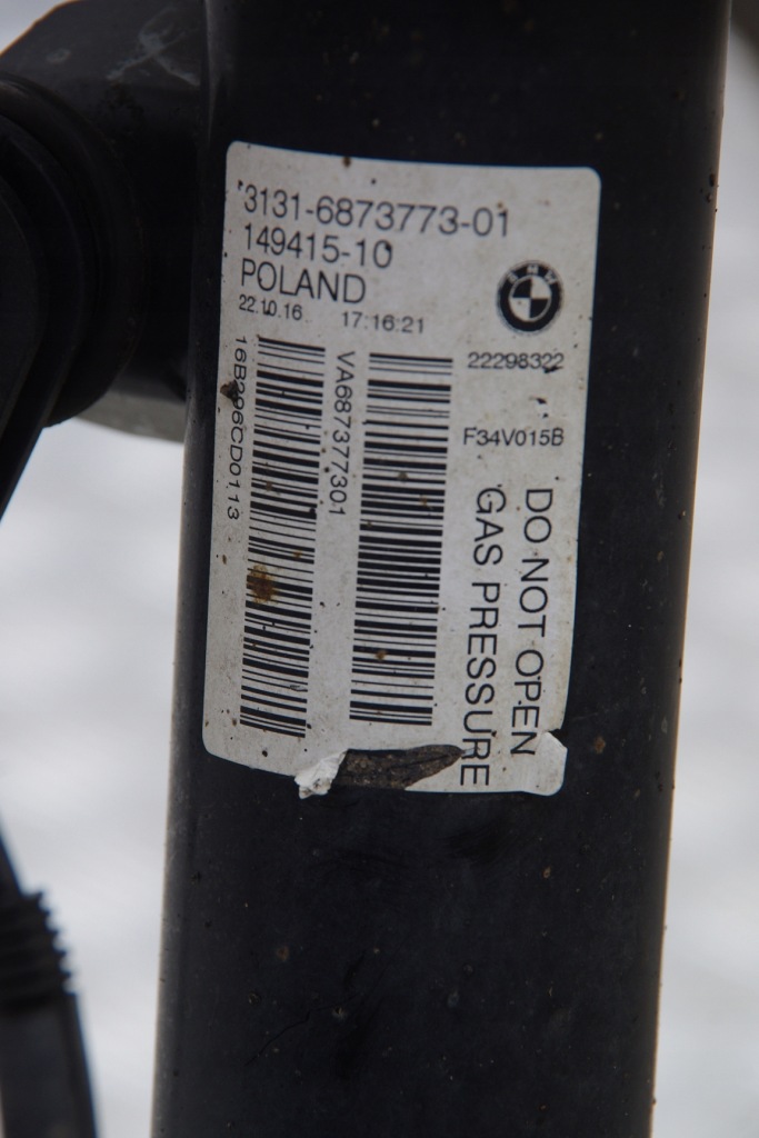 фото №11, Поворотный кулак правая амортизационная стойка правый рычаг подвеска правое bmw 3 f34 gt 318d