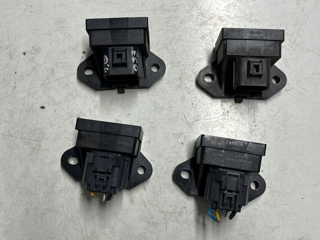 Купить Ford focus iii модуль блок управления насоса топлива 1.6 ecoboost au5a-9d370-fa