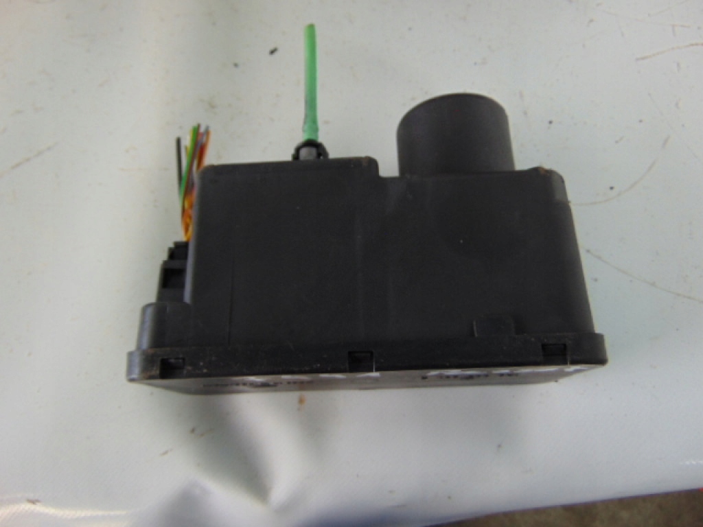 Купить Volkswagen passat b4 помпа ---