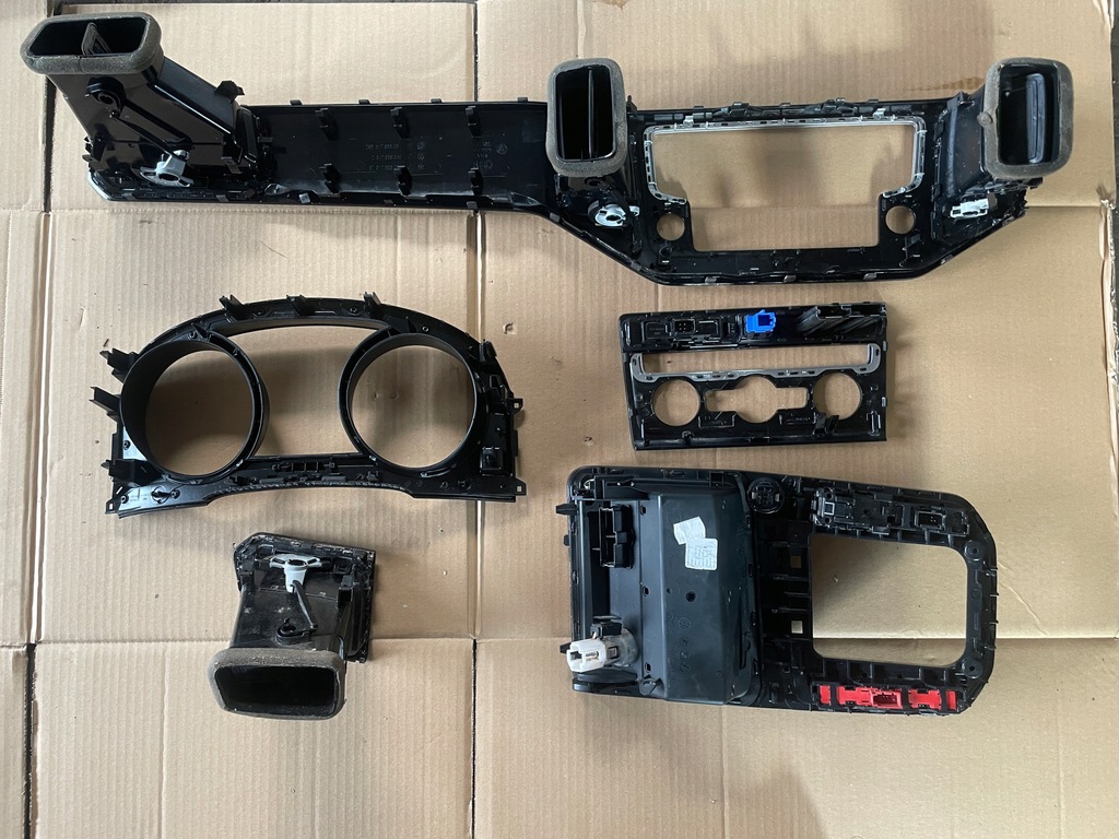 фото №7, Vw golf sportsvan накладки декори комплект