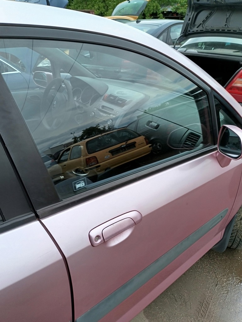 фото №1, Скло передніх правих двері honda jazz 2003 rok