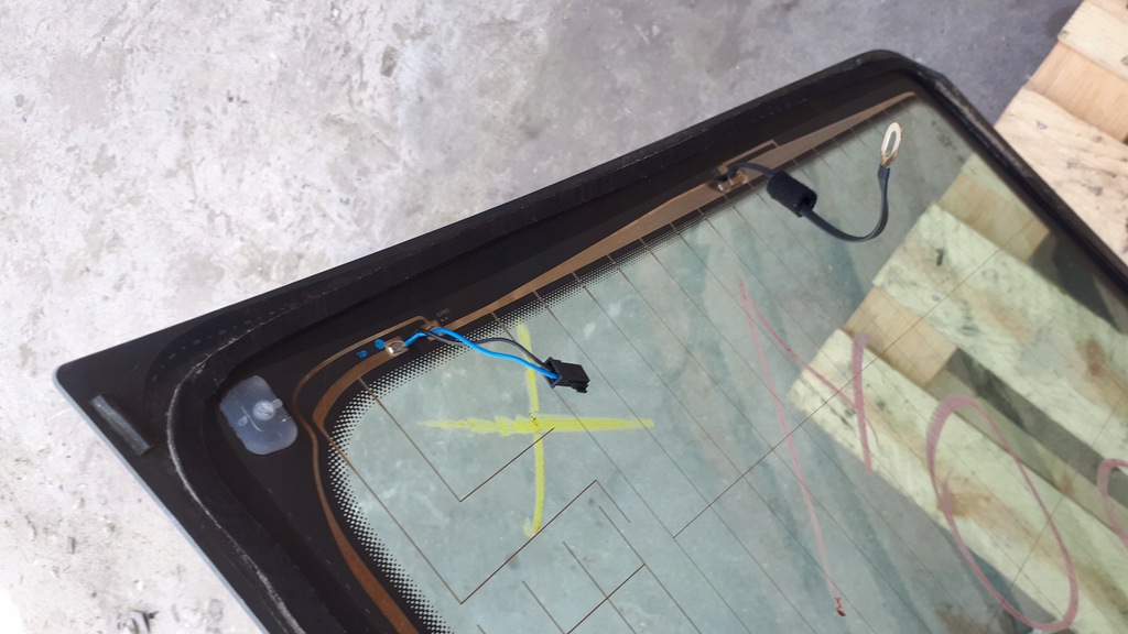 фото №11, A4 b9 8w s4 стекло кузовная задняя sedan as2 18r