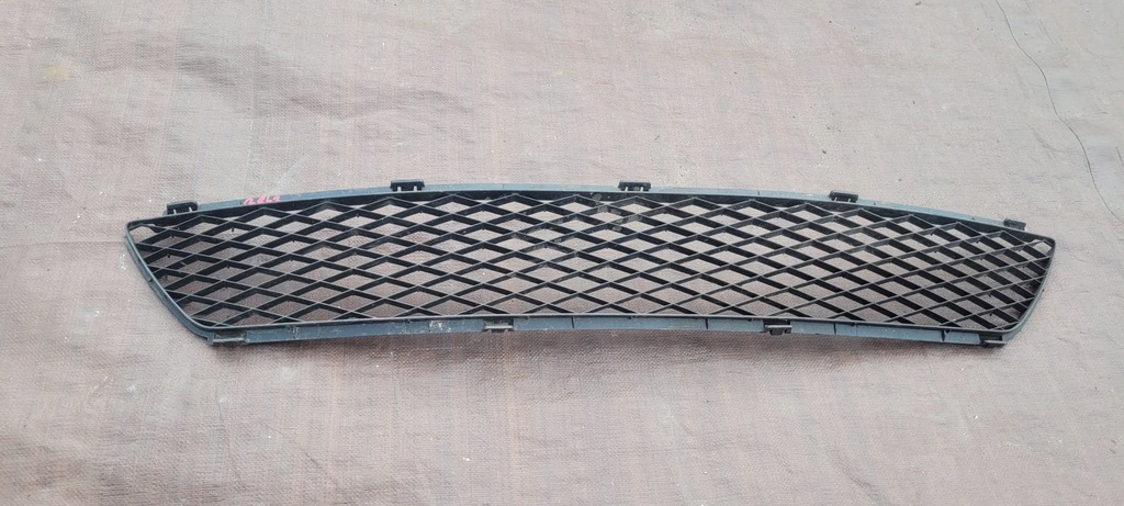 фото №1, Mazda 6 gg решётка средняя бампера