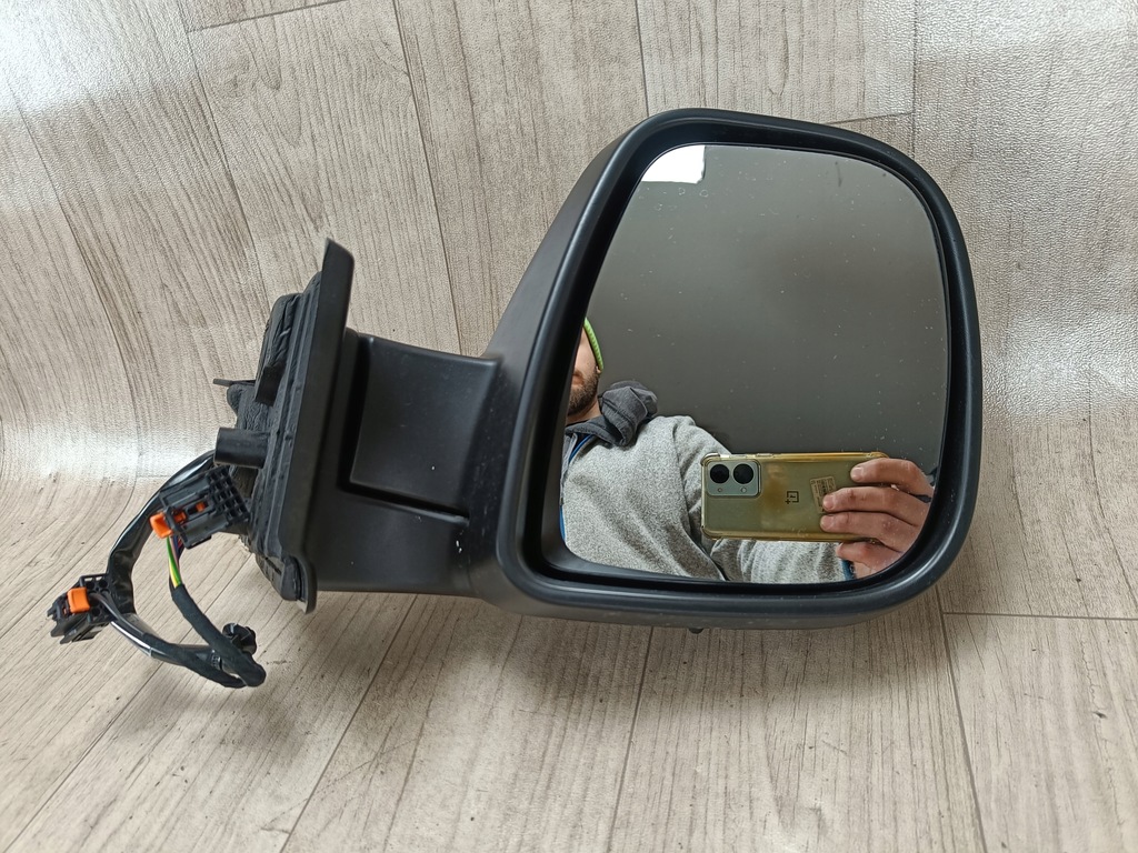фото №1, Toyota proace city зеркало правое 985268389v