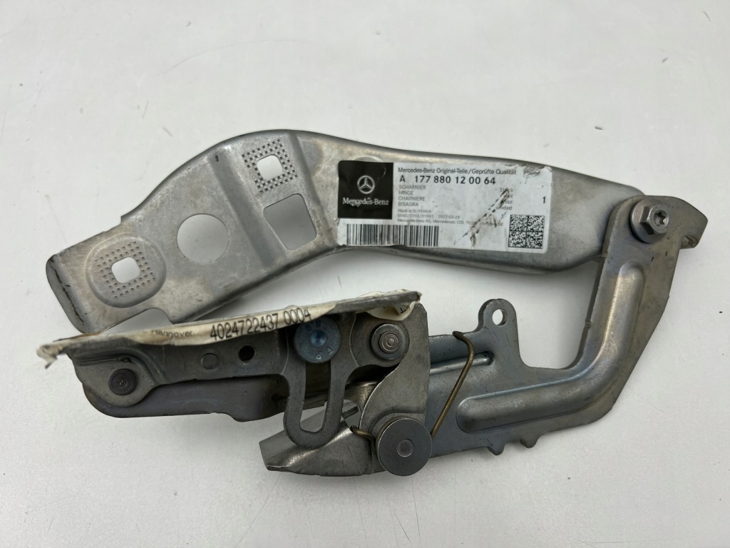 фото №1, Mercedes w177 w118 w247 w243 петля капот правый