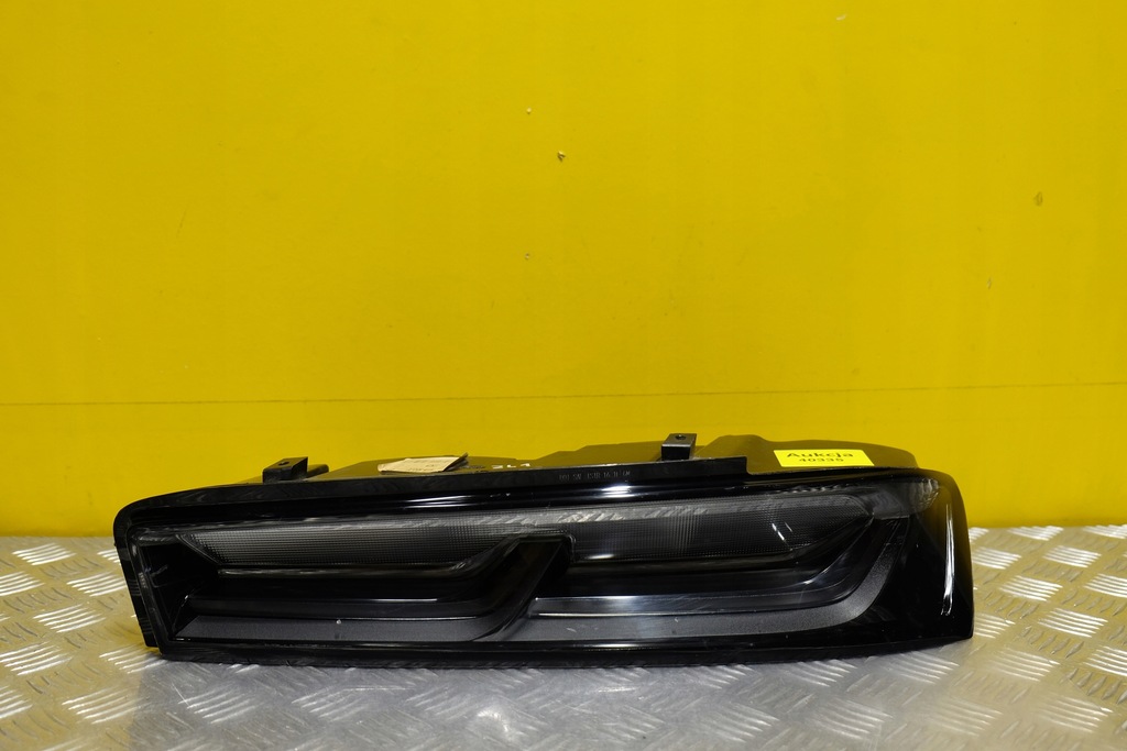 фото №1, Chevrolet camaro zl1 2016- лампа задня права usa