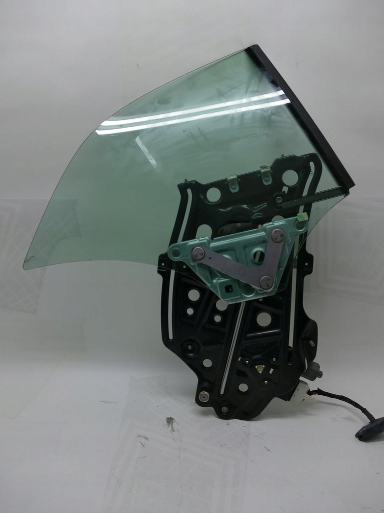 фото №1, Audi a3 8p cabrio подъемник стекло правый задняя стекло