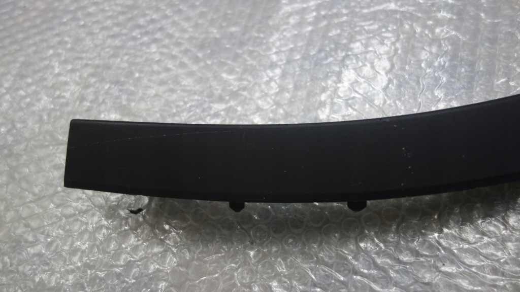 Купить Молдинг крыла правый перед tesla y