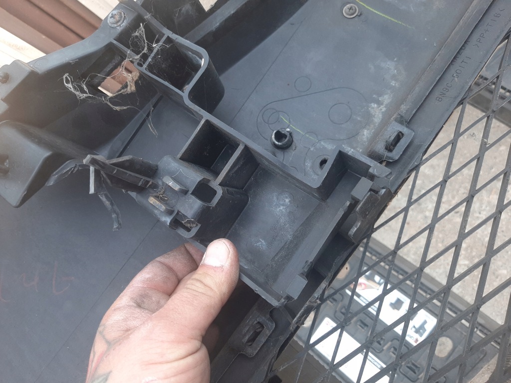 фото №16, Бампер перед mazda iii 3 bk sedan 2003- омивачі ксенон