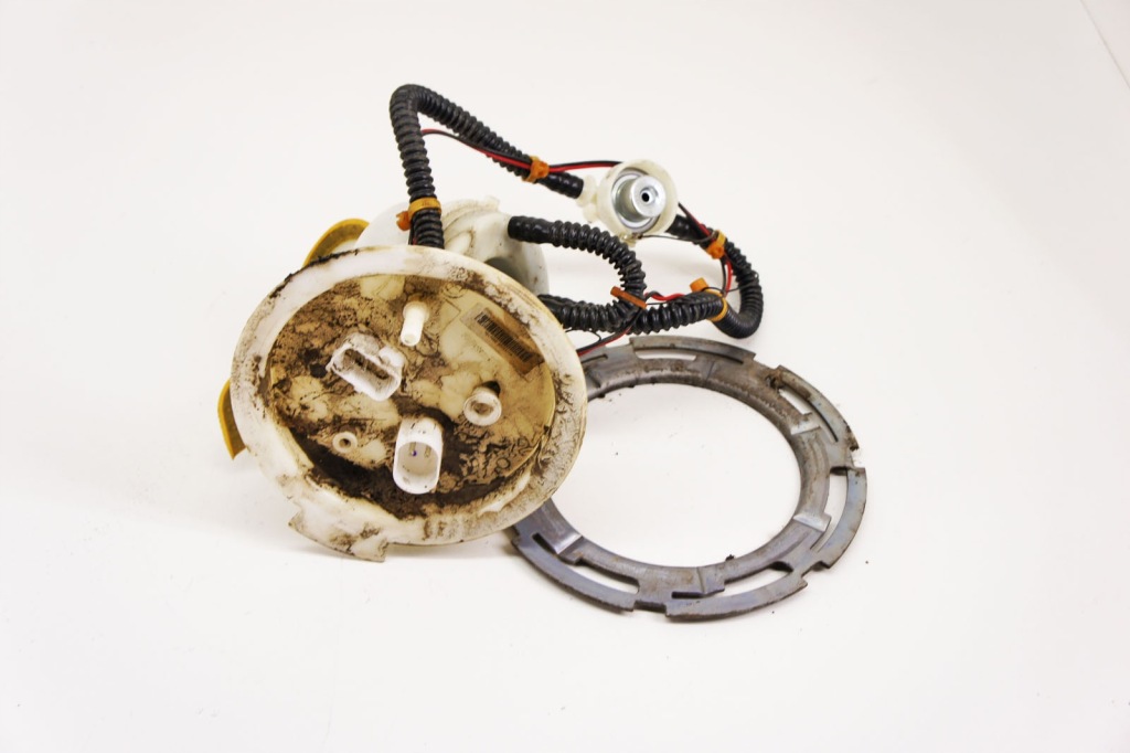 Купить Io521 bmw f10 4.4i насос топлива