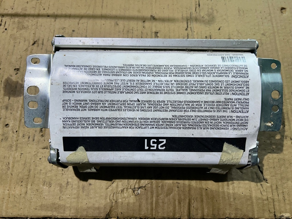 фото №1, Подушка подушка безпеки пасажира mercedes r klasa w251 ml w164 a2518600805