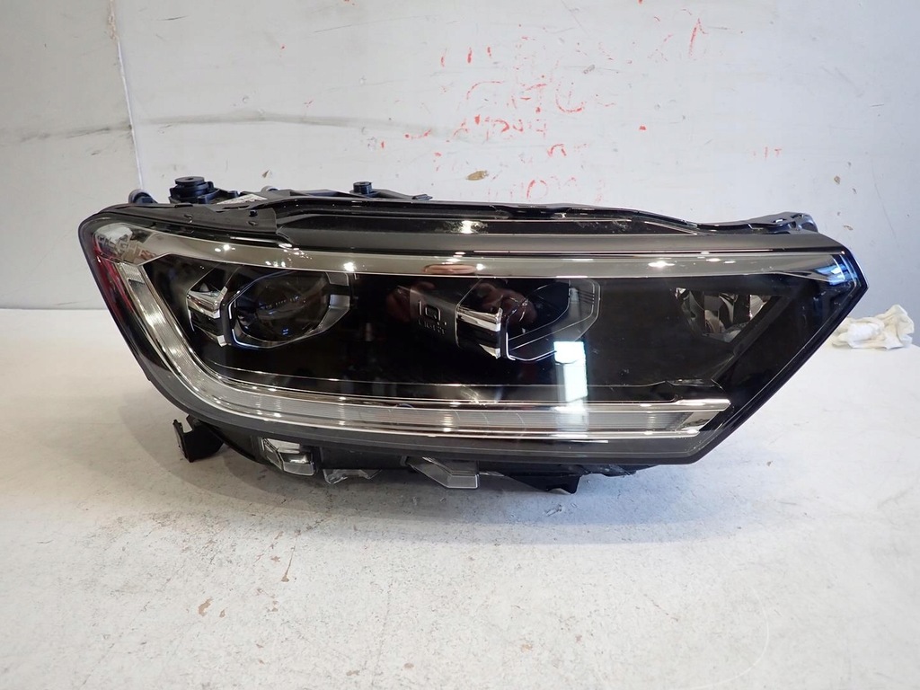фото №1, Лампа перед права vw t-roc lift 2021- full led iq 2ga941036ap