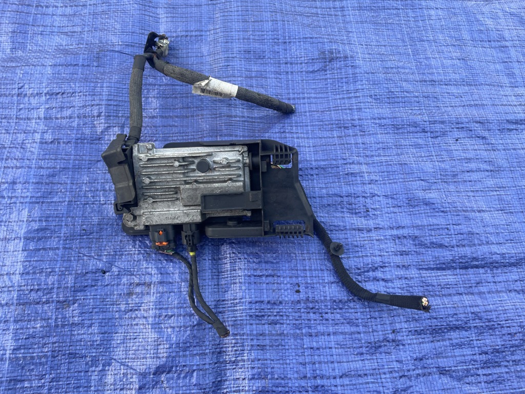 Купити Peugeot 308 t9 модуль блок керування запуск стоп