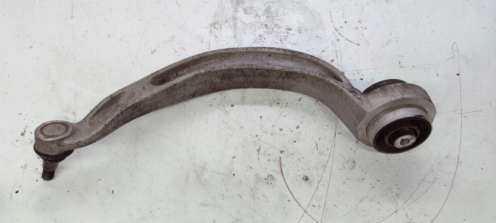 Важіль лівий перед audi a4 a5 q5 a6 a7 4g0407695 в Україні