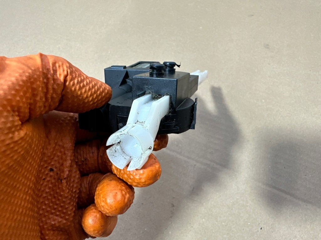 фото №9, Моторчик подголовник сиденье левый правый, механизм mercedes sl r230, w230 zu