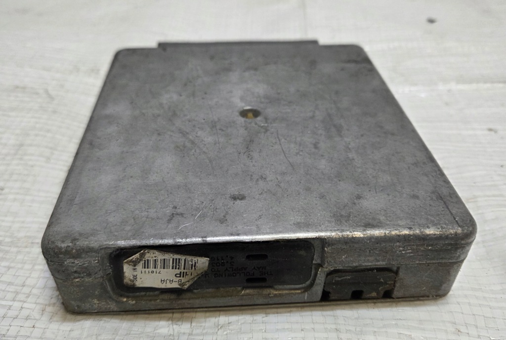 Бортовий комп'ютер блок керування двигуна 12658498 abur opel astra j iv 1.6 t Зі Шроту