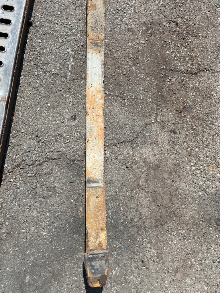 Купить Iveco daily c 35,45 s 35 od roku 2000 -- 14 рессора передний поперечный