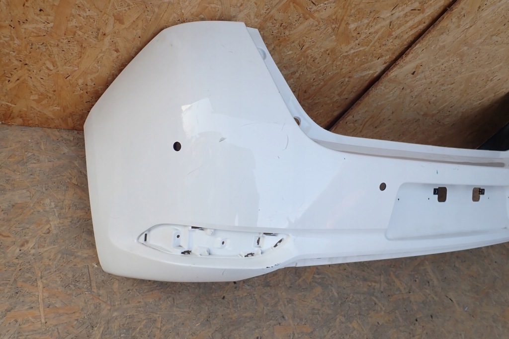 Toyota auris 2 рестайлінг  бампер задній 52159-02d30 Київ