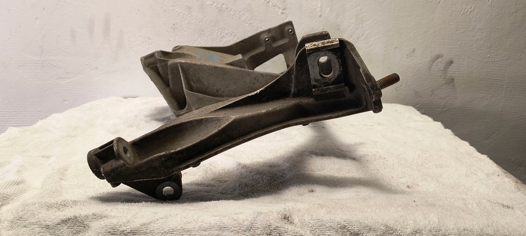 фото №7, Кронштейн кронштейн підрамник лівий задня porsche 981 cayman boxter