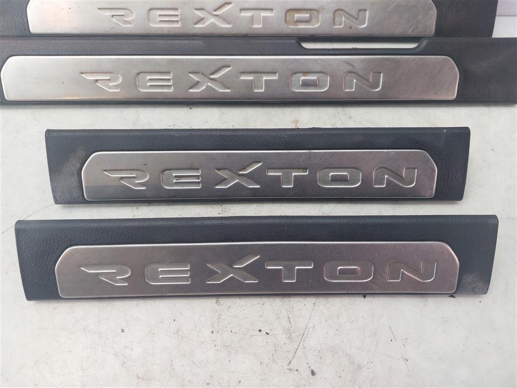 фото №3, Накладки накладки комплект ssang yong rexton 2.7 xdi 2001-2006