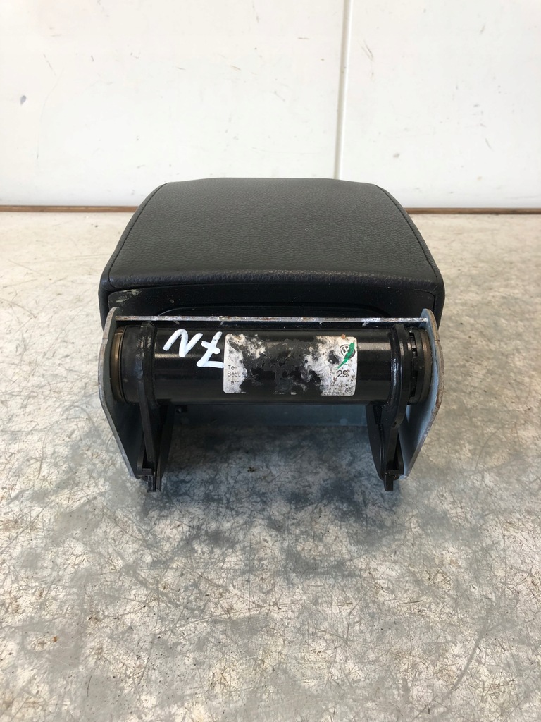 фото №6, Подлокотник кожа vw sharan 7n