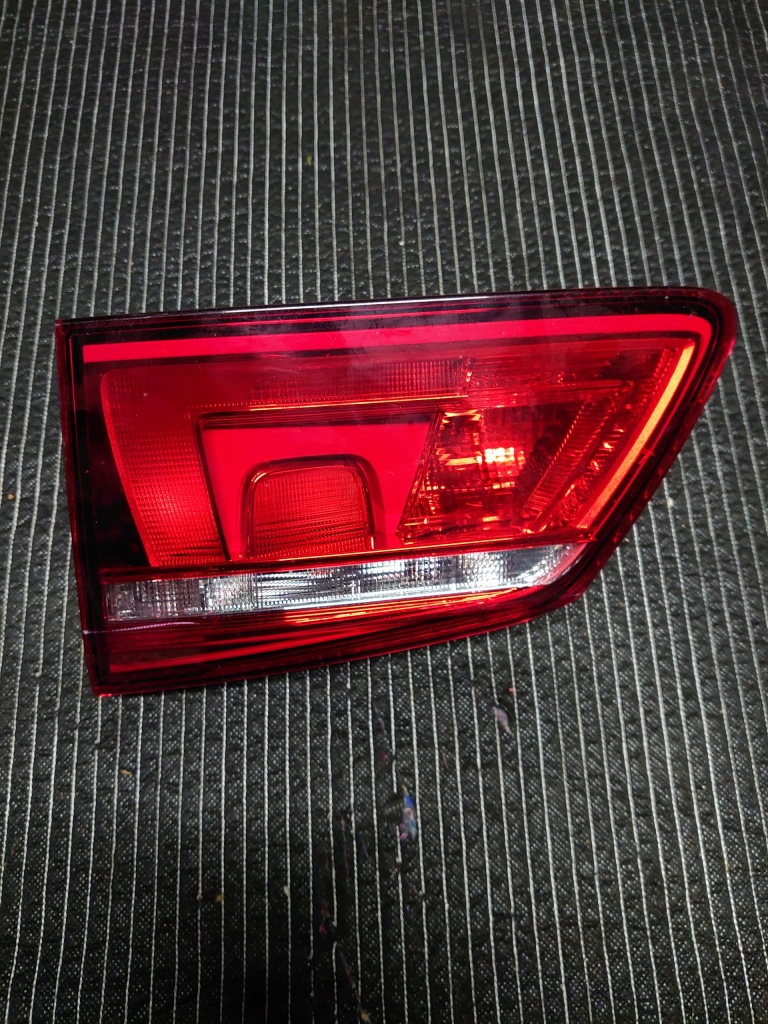 фото №1, Vw golf vi 7 sportsvan лампа правый задняя w крышка