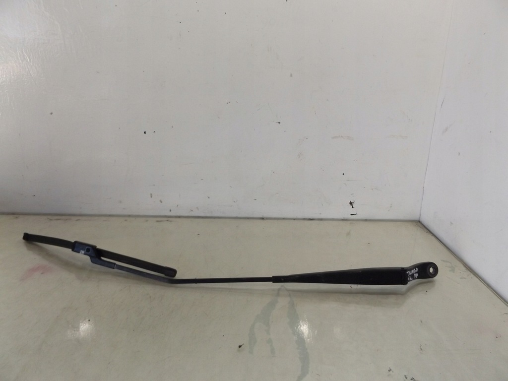 фото №1, Twingo ii lift рычаг дворники правый перед